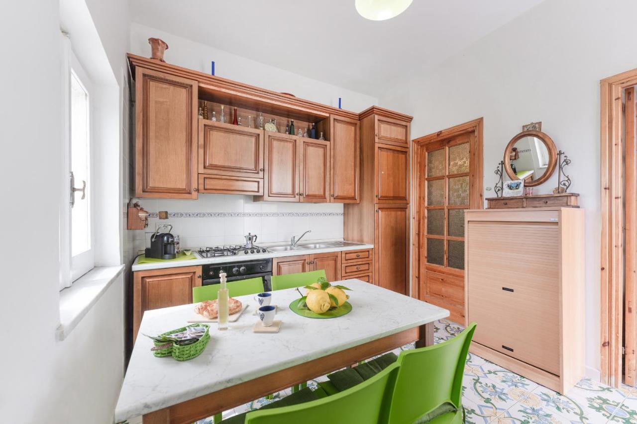 Green Island Apartment Procida Esterno foto